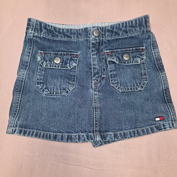 Tommy Hilfiger Denim Skort Girl's Blue Jean Shorts Skirt Pockets Size 6 - Picture 1 of 3